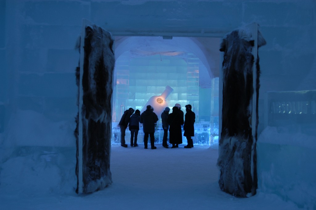 Interior Image bank 2011 peter_grant-icehotel-1253